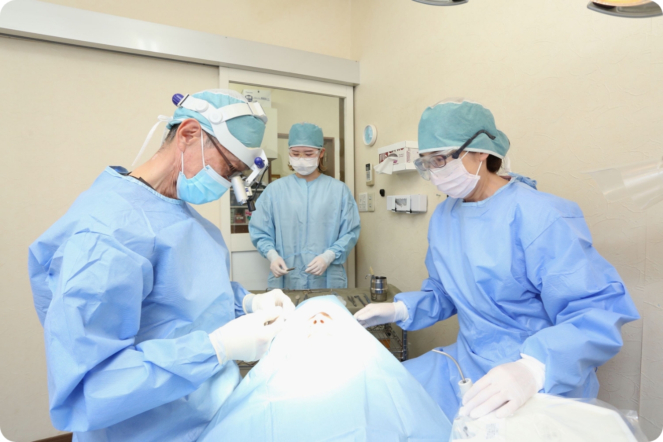 一般歯科からインプラントまで幅広い治療分野をカバー
